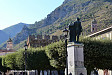 Monumento con torre e torricella